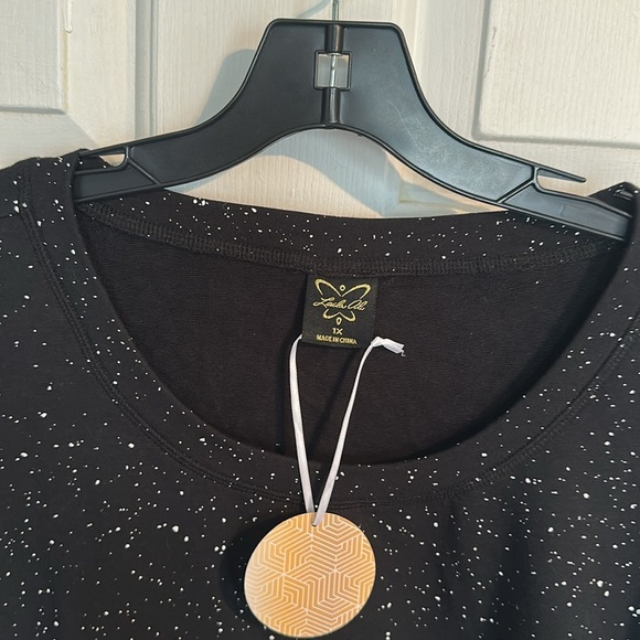 NWT Laila Ali Black Sweatshirt size 1x - Picture 3 of 3